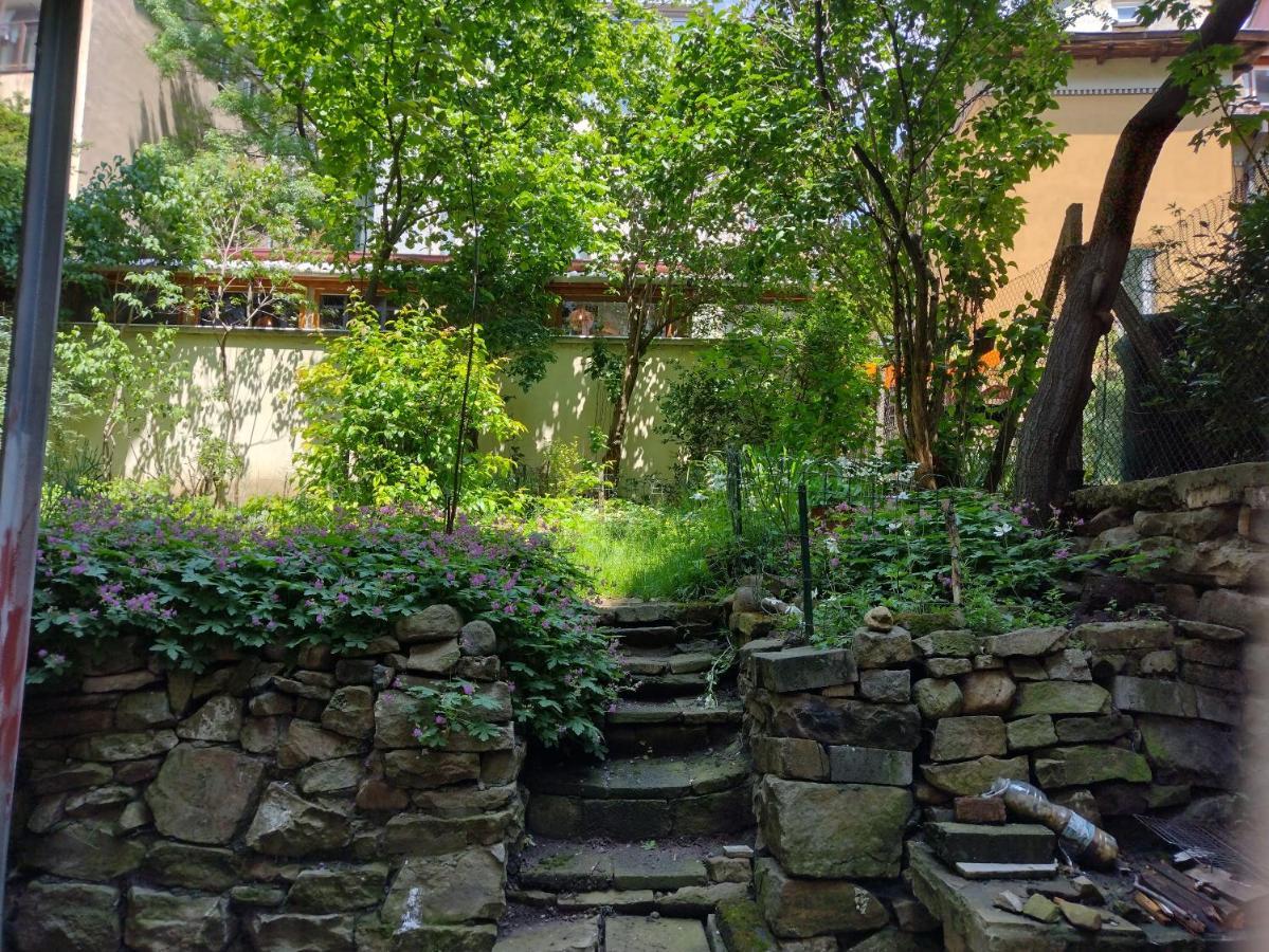 Charming Central Home With Garden Near Parking And Ndk Sofia Zewnętrze zdjęcie